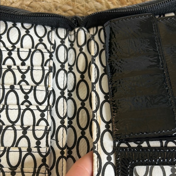 Hobo black leather distressed clutch/wallet - Picture 12 of 15